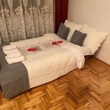 Daire Bella Casa Economy - Skibowa, Close To Bielany