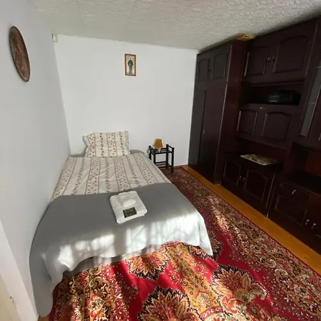 Bella Casa Economy - Skibowa, Close To Bielany Daire Wroclaw