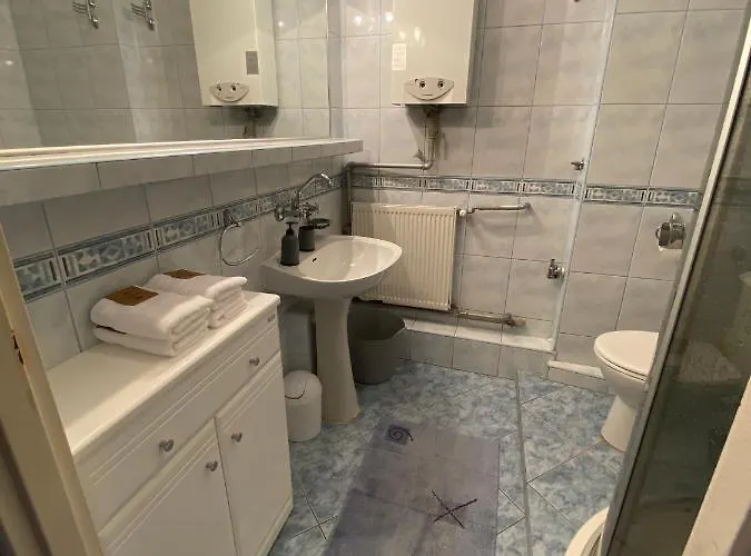 Bella Casa Economy - Skibowa, Close To Bielany Daire Wroclaw