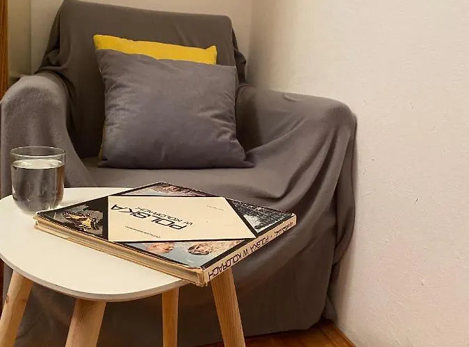 Daire Bella Casa Economy - Skibowa, Close To Bielany *