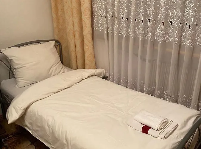 Bella Casa Economy - Skibowa, Close To Bielany *