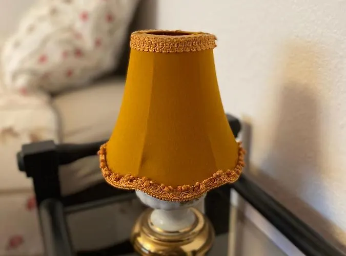 Bella Casa Economy - Skibowa, Close To Bielany Daire